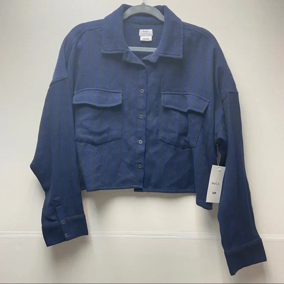 RVCA Vedder Button Up Cropped Flannel shirt Sz L - Picture 3 of 8